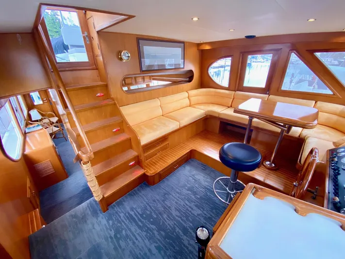 First Light Yacht Photos Pics Interior of 1999 Ocean Alexander 510 Pilothouse yacht.
