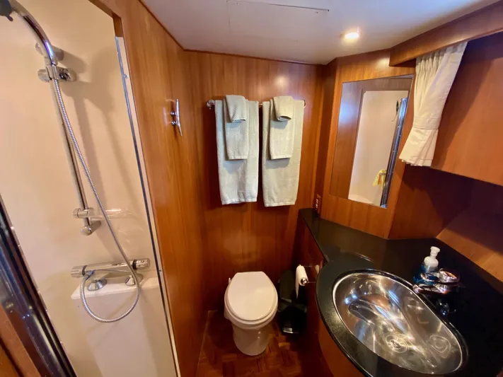 First Light Yacht Photos Pics 