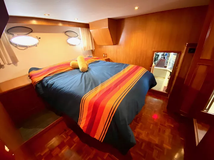 First Light Yacht Photos Pics 