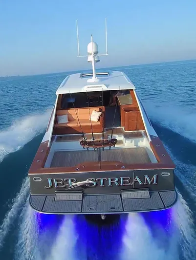 Jet Stream Yacht Photos Pics 2018 Spencer Yachts JET BOAT cruising on open water.