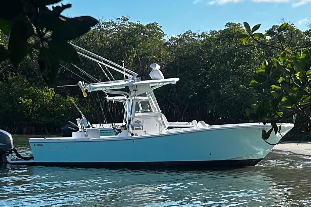 2008 Regulator 26 Forward Seating - Image 1