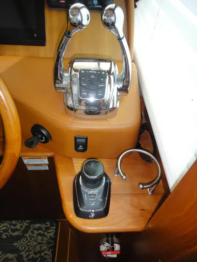 Oyster Yacht Photos Pics Joystick and controls