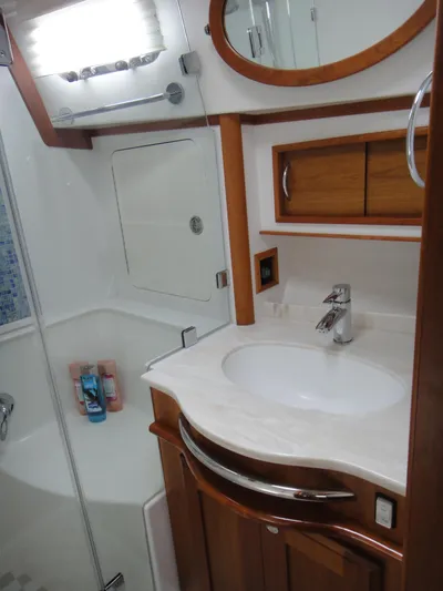 Oyster Yacht Photos Pics Master Head Sink