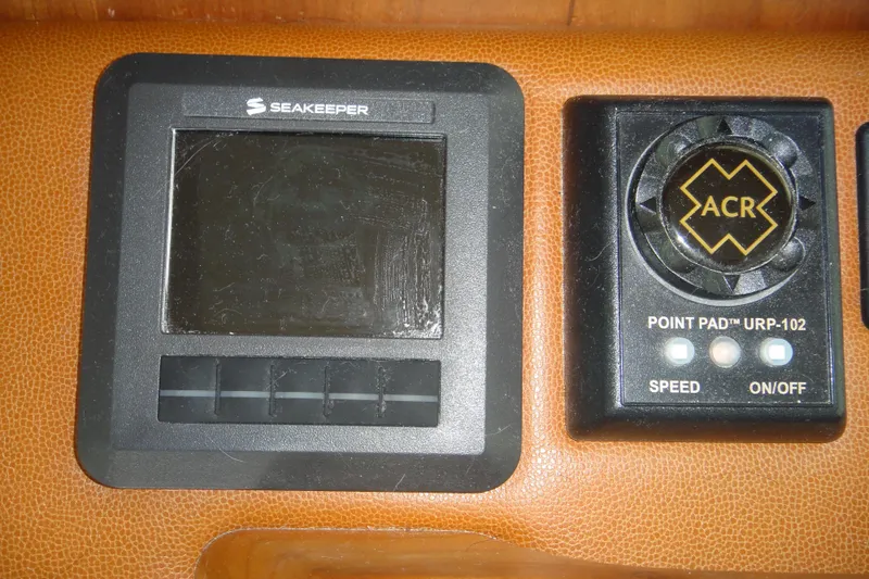 Oyster Yacht Photos Pics Seakeeper display and remote spotlight