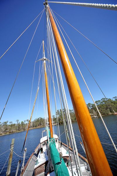 1979 Custom Van Dyne Schooner