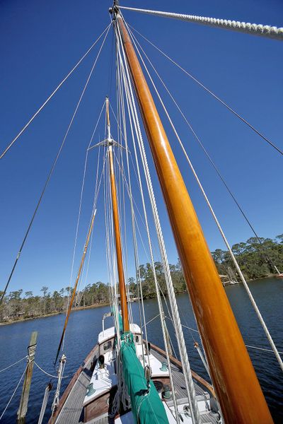 1979 Custom Van Dyne Schooner