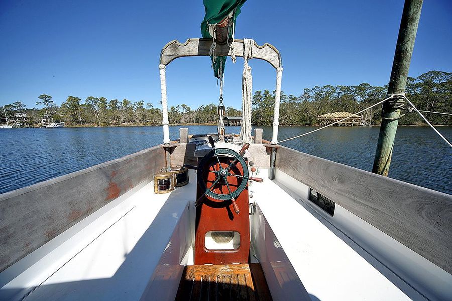 1979 Custom Van Dyne Schooner