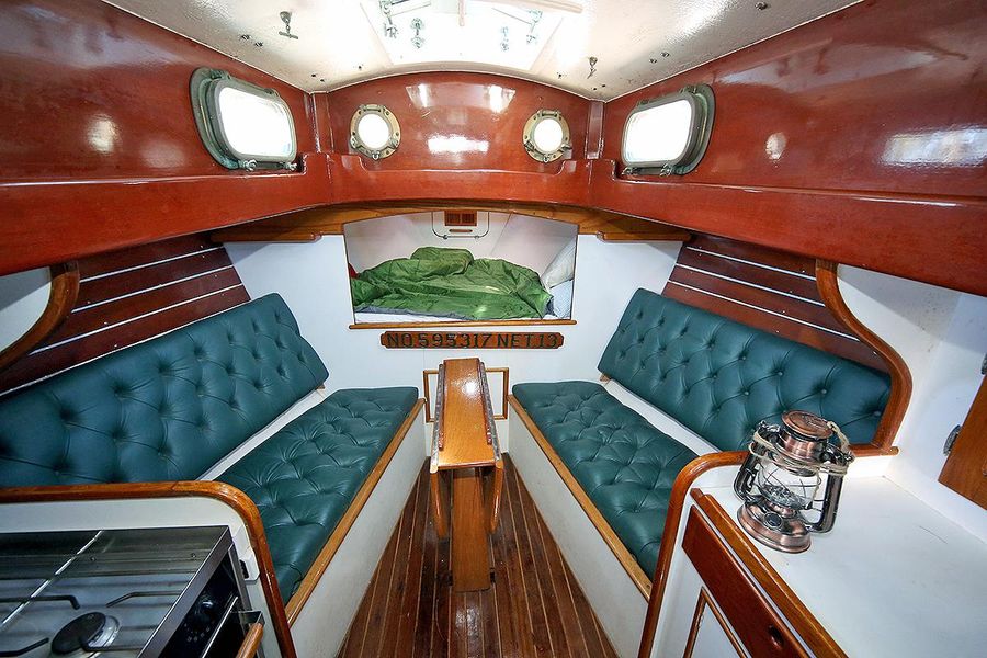 1979 Custom Van Dyne Schooner