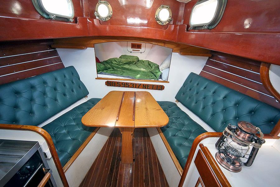 1979 Custom Van Dyne Schooner