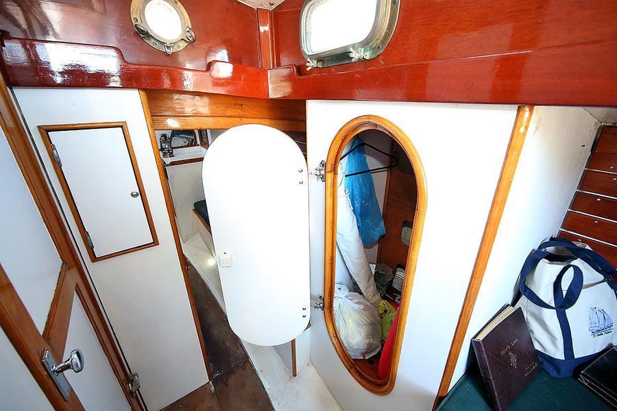 1979 Custom Van Dyne Schooner