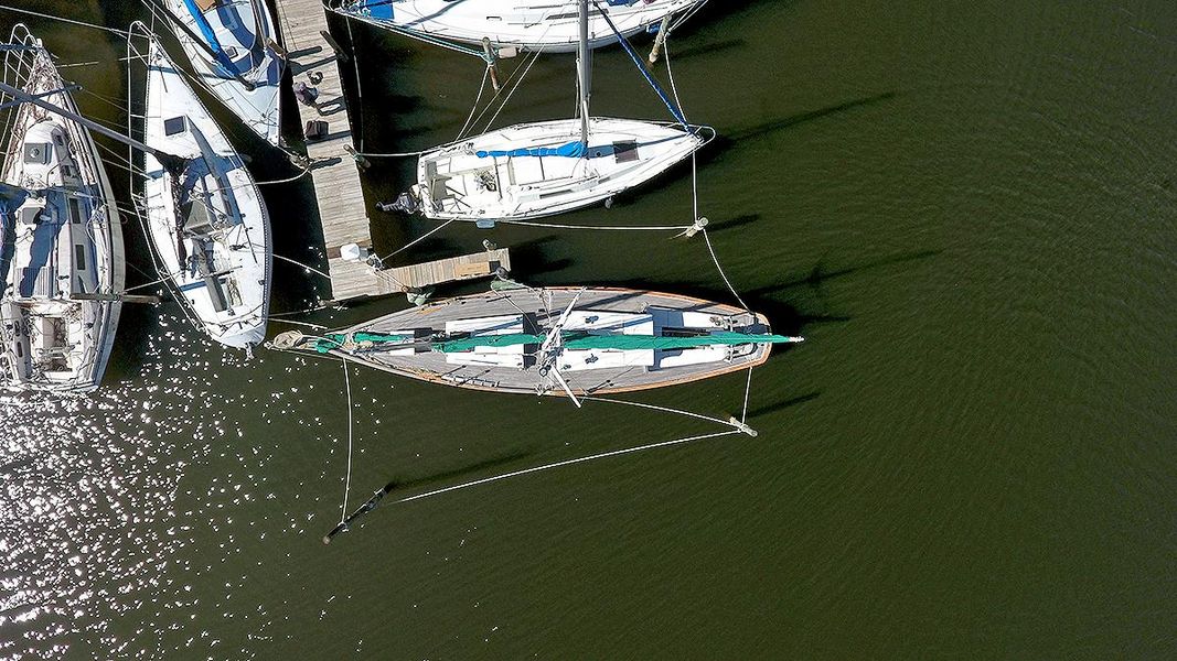 1979 Custom Van Dyne Schooner