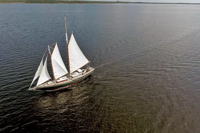 Custom Van Dyne Schooner
