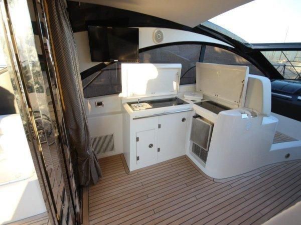 2011 Sunseeker 65 