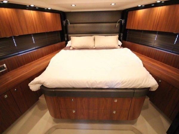 2011 Sunseeker 65 