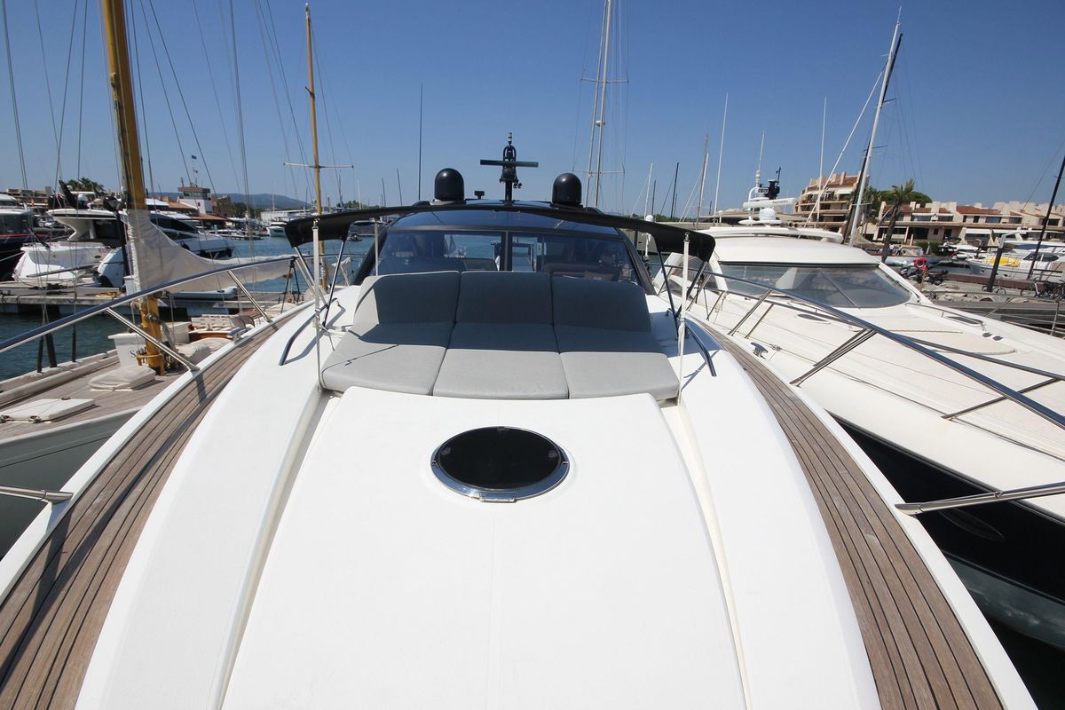 2011 Sunseeker 65 