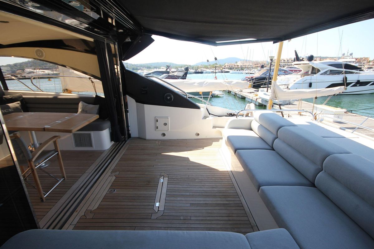 2011 Sunseeker 65 