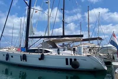 Oyster 595