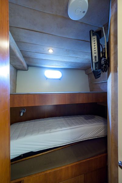 2000 Ferretti Yachts 72