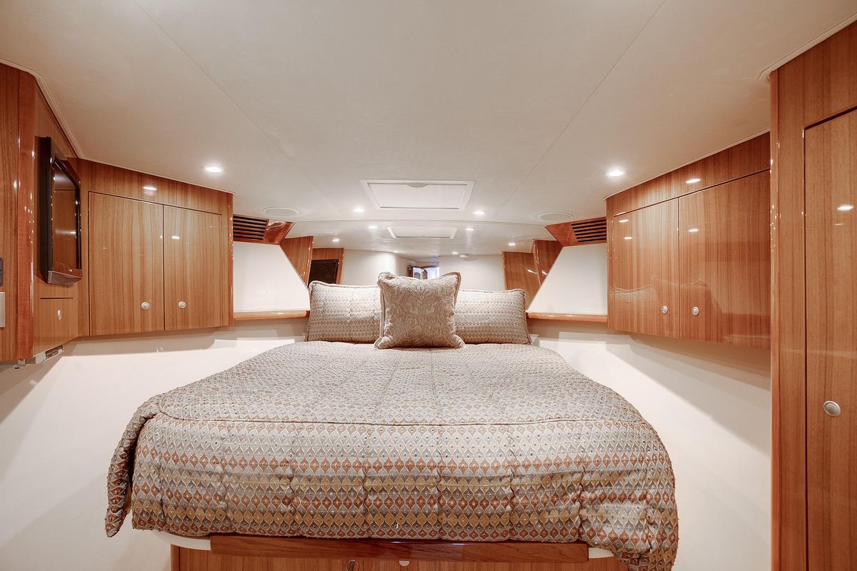 2009 Viking 54 
