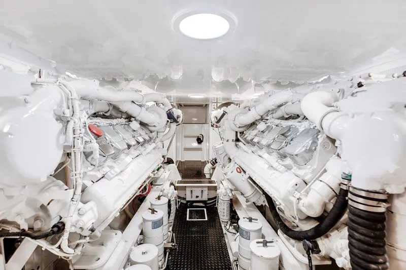 No Worries II Yacht Photos Pics Viking 54 No Worries II - Engine Room