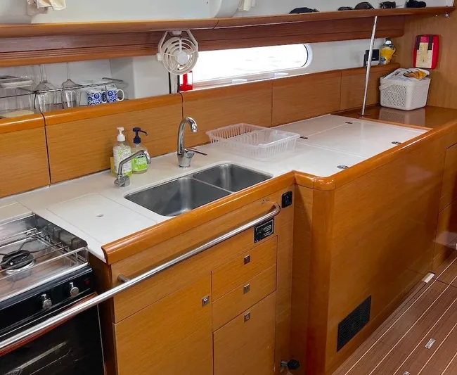 Odysseia Yacht Photos Pics 