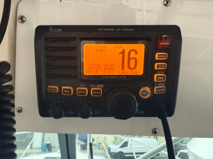 Wrangler Yacht Photos Pics ICOM VHF marine radio on Pursuit 3400 Express, channel 16.