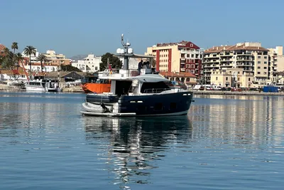 2014 Azimut Magellano 50