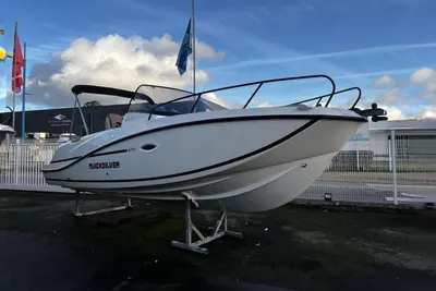 2026 Quicksilver Activ 675 Sundeck