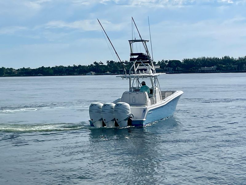 2019 Invincible 39 Open Fisherman