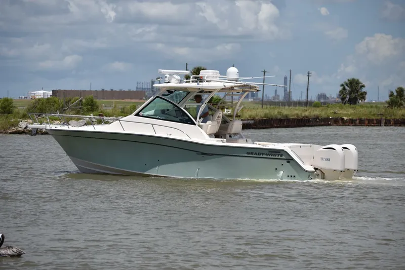 Policy Maker Yacht Photos Pics 