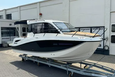 2025 Quicksilver Activ 755 Weekend