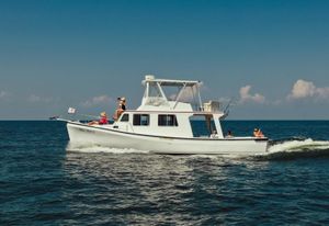 Provincial 42 ft Flybridge Deadrise