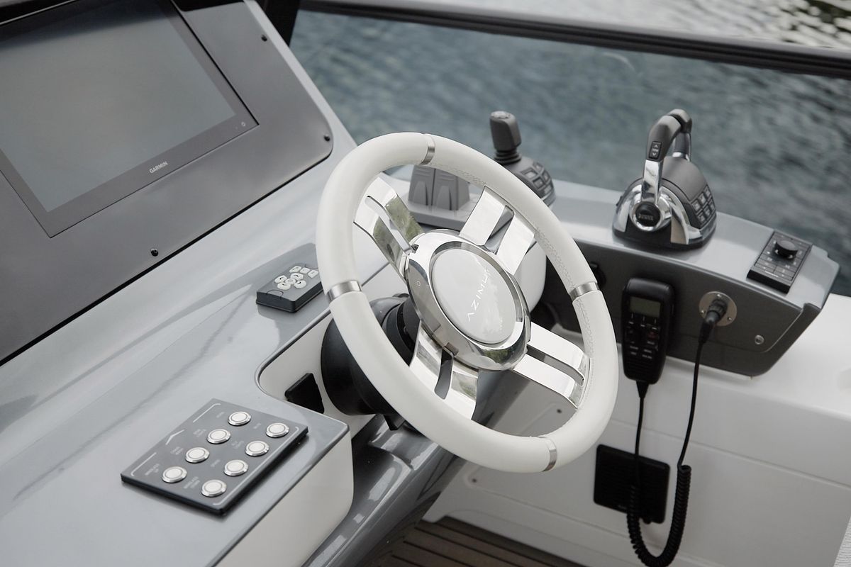 2023 Azimut 68 