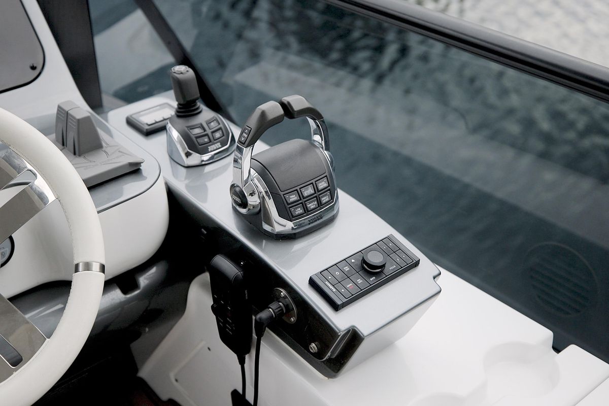 2023 Azimut 68 