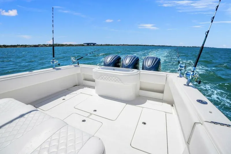 No Name Yacht Photos Pics Cockpit