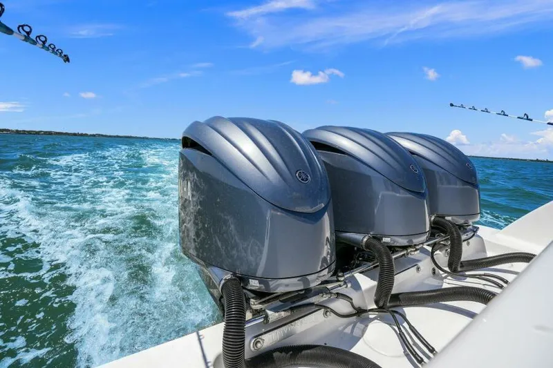 No Name Yacht Photos Pics Triple Yamaha F300