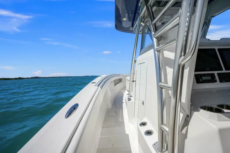 No Name Yacht Photos Pics Walkway to Bow