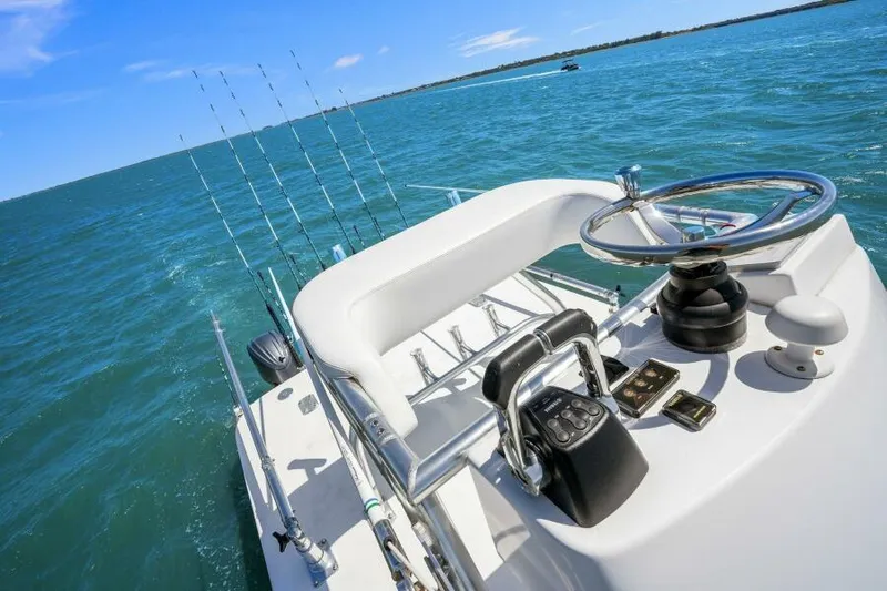 No Name Yacht Photos Pics Crows Nest Helm