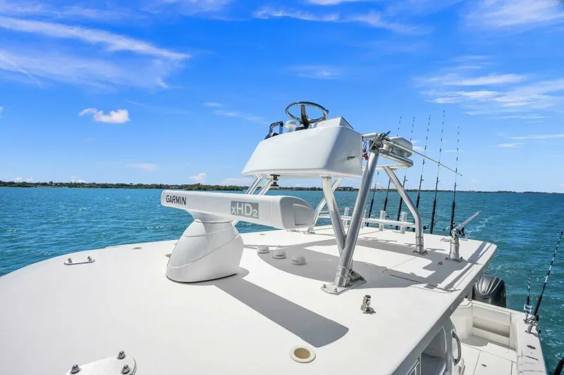 No Name Yacht Photos Pics Crows Nest Helm