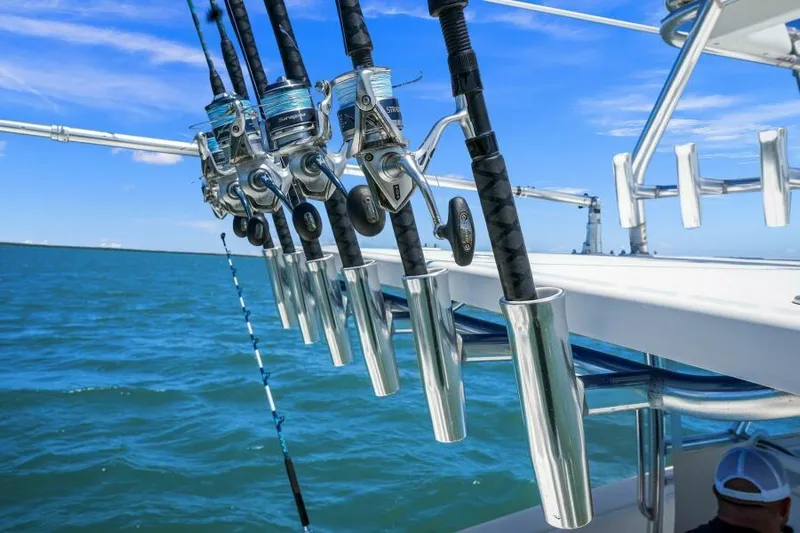 No Name Yacht Photos Pics Rod Holders