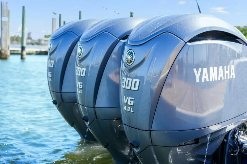 No Name Yacht Photos Pics Triple Yamaha F300