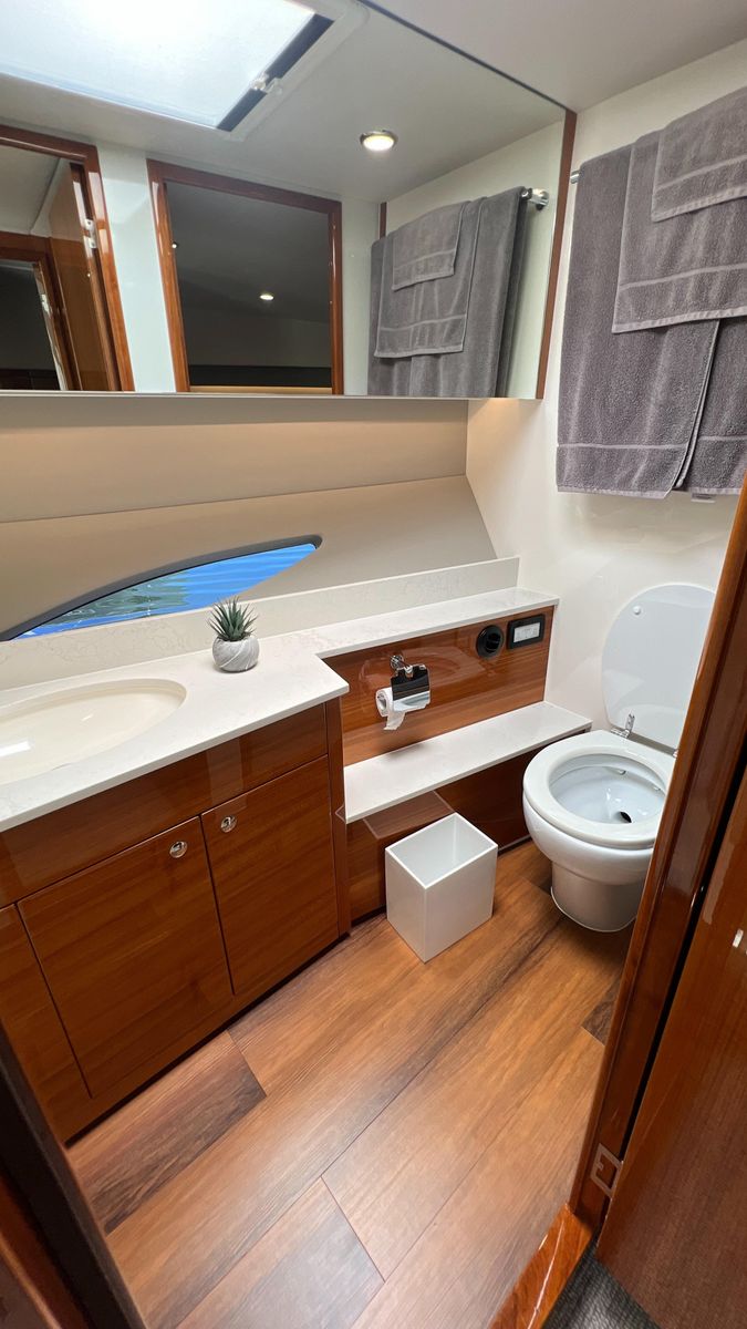 2021 Maritimo 60 