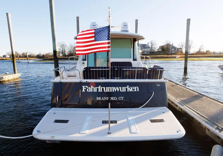 Fahrfrumwurken Yacht Photos Pics 