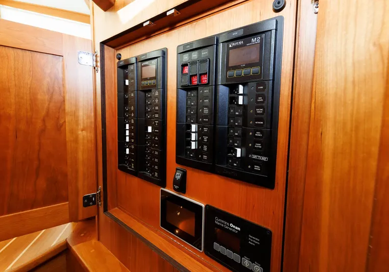 Fahrfrumwurken Yacht Photos Pics 