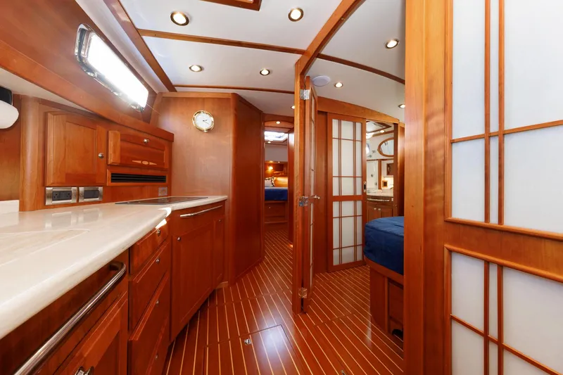 Fahrfrumwurken Yacht Photos Pics 