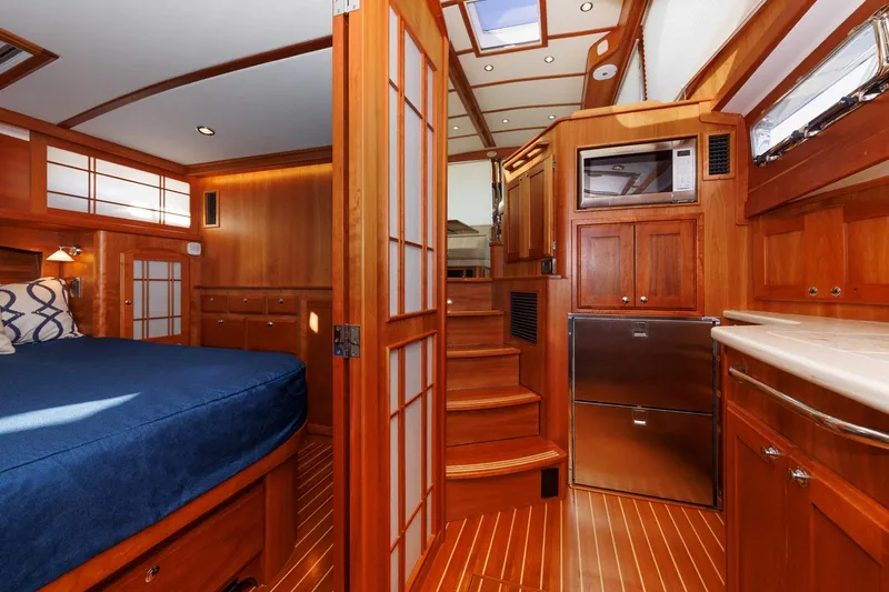 Fahrfrumwurken Yacht Photos Pics 