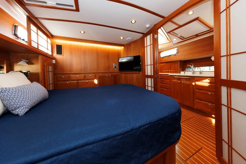 Fahrfrumwurken Yacht Photos Pics 