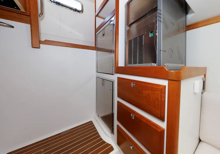 Fahrfrumwurken Yacht Photos Pics 