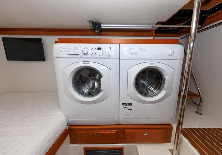 Fahrfrumwurken Yacht Photos Pics 