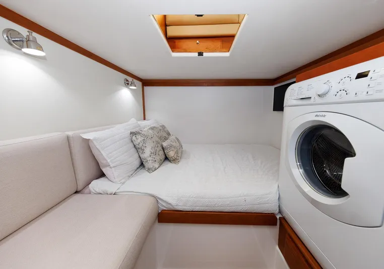 Fahrfrumwurken Yacht Photos Pics 